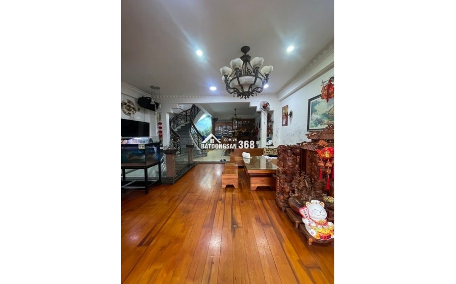 CĂN NHÀ MẶT PHỐ MƠ ƯỚC TRÊN ĐƯỜNG  CÁCH MẠNG THÁNG 8 QUẬN 3, GIÁ TỐT, DIỆN TÍCH 300M2, SỔ HỒNG CHÍNH CHỦ.